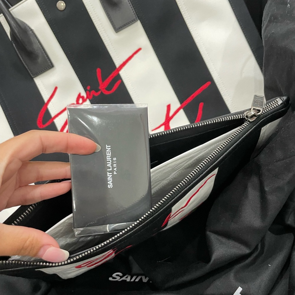 YSL Tote Set - Picture 9 of 10